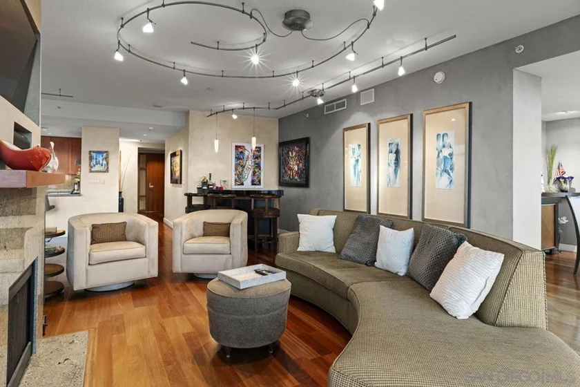 1205 Pacific Hwy #3101 photo 45