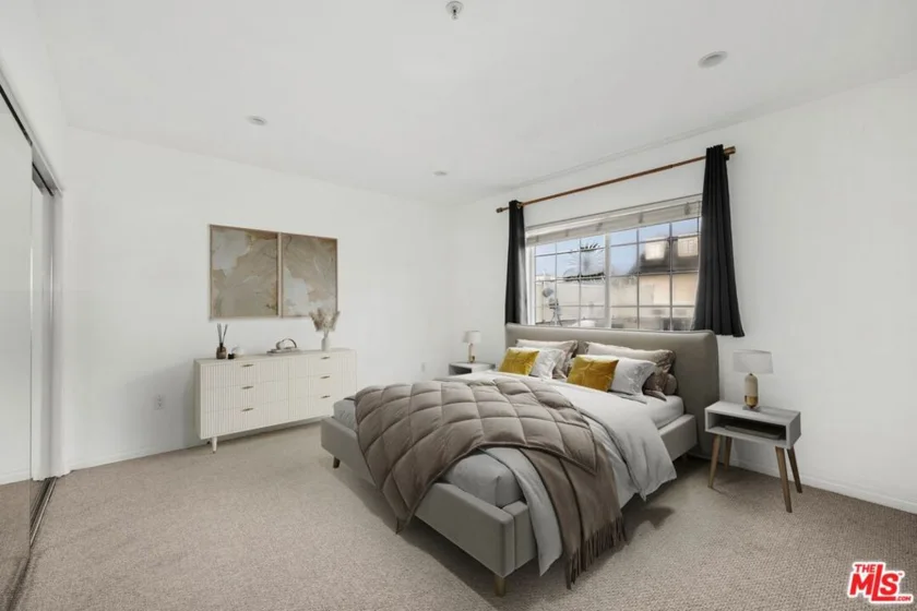 1948 Malcolm Avenue #305 photo 9
