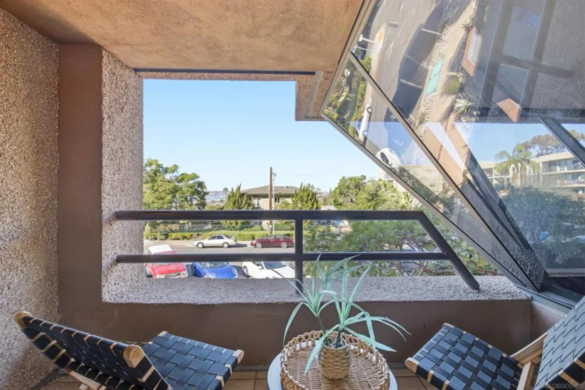 230 W Laurel #204 photo 14