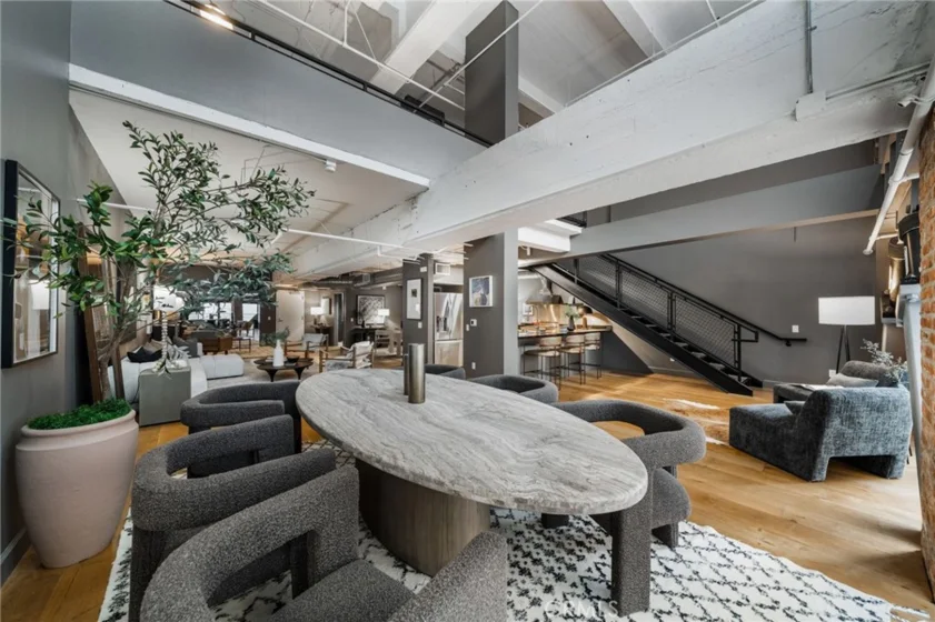 835 Locust Avenue #211 photo 12