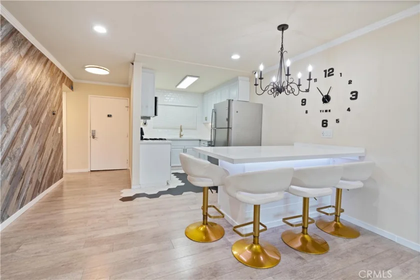 21400 Burbank Boulevard #119 photo 1