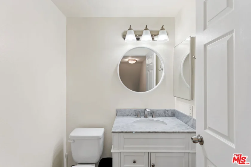 5145 Yarmouth Avenue #29 photo 6