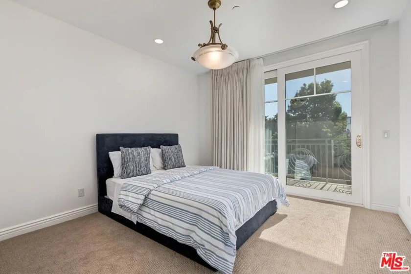 430 N Oakhurst Drive #202 photo 21