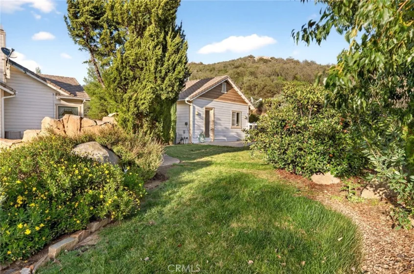 41275 Hacienda Drive photo 48