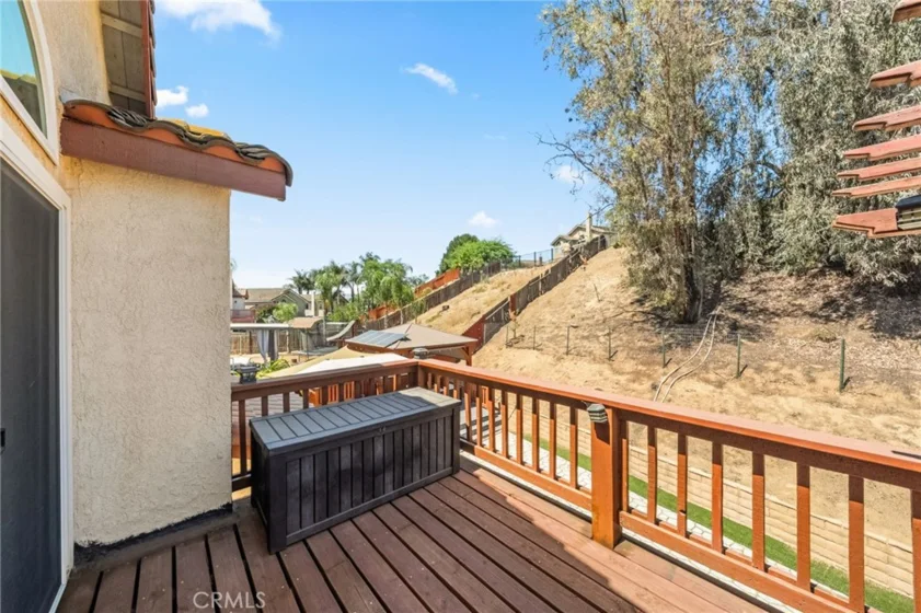 40661 Symeron Way photo 22