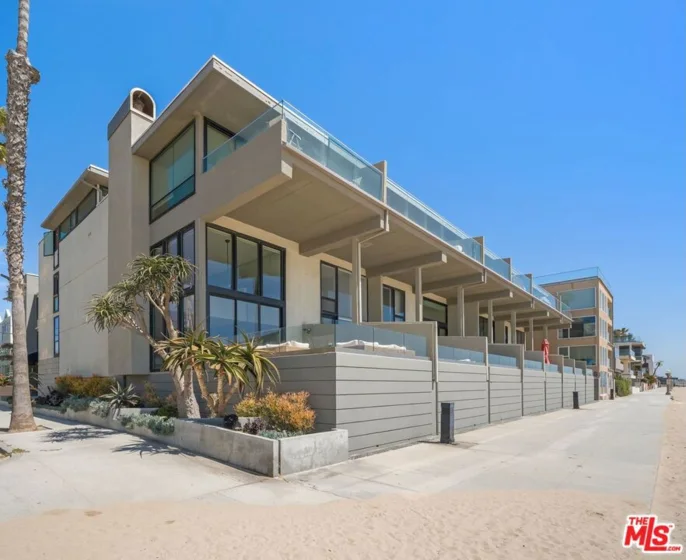 6 Voyage Street #204 photo 22