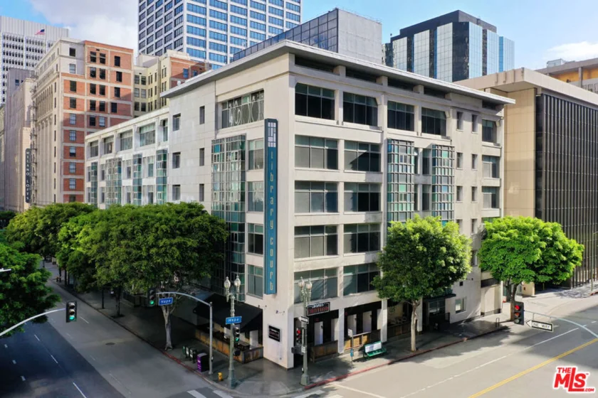 630 W 6th Street #303 photo 1