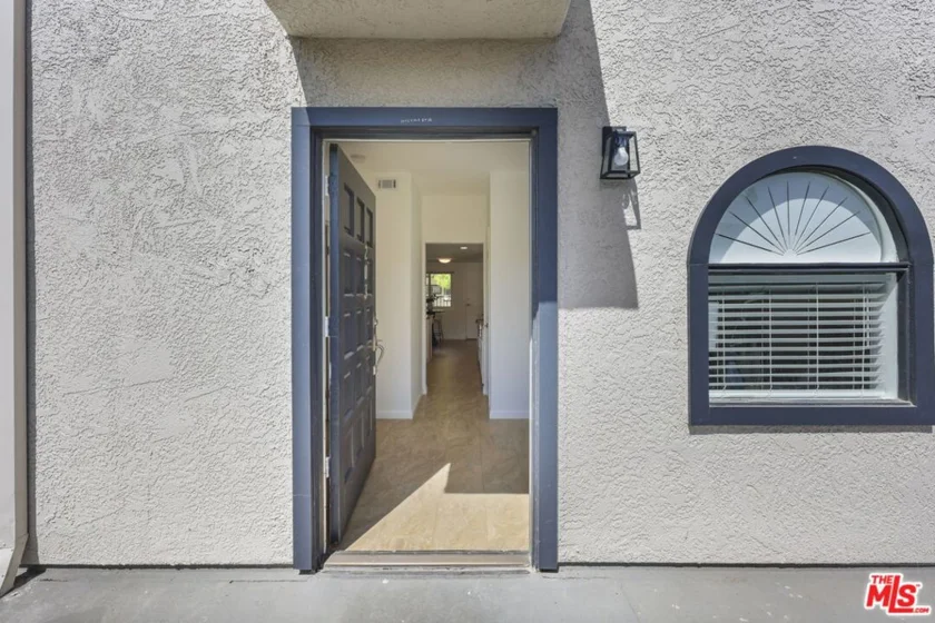 2677 Centinela Avenue #203 photo 28