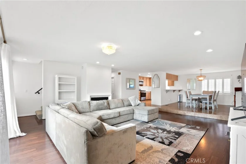 1158 W 11th Street #J photo 17