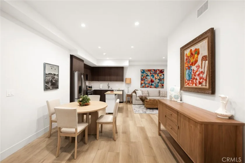 150 S Oak Knoll Avenue #104 photo 5
