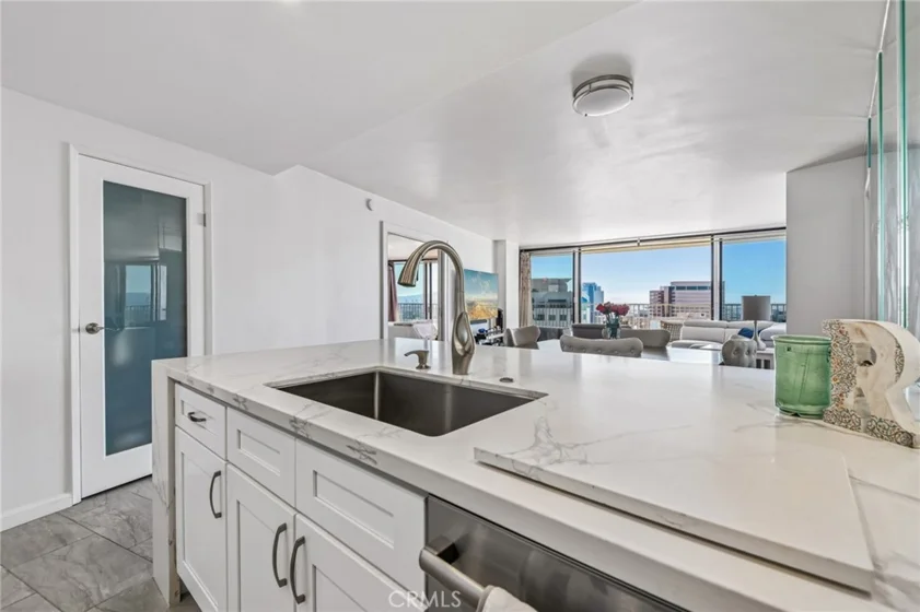 700 E Ocean Boulevard #2801 photo 14
