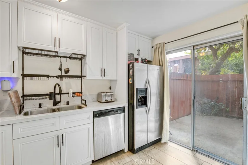 7300 Lennox #J5 photo 4