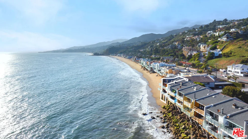 21224 Pacific Coast Highway photo 1