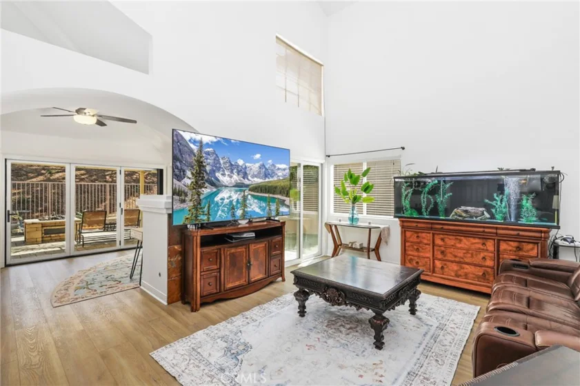 27576 Paseo Castile photo 4