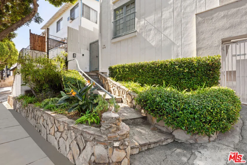 2621 Centinela Avenue #17 photo 18