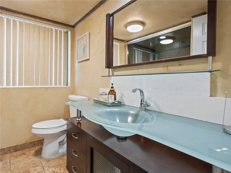 301 N Belmont Street #105 photo 15