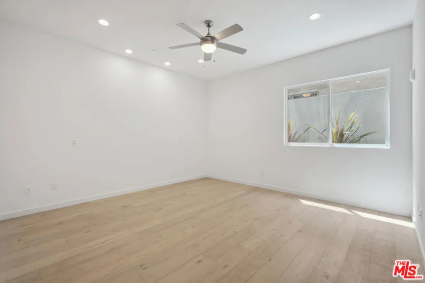 1746 Garfield Place #102 photo 10