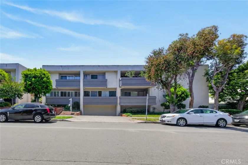 5300 Fairview photo 12