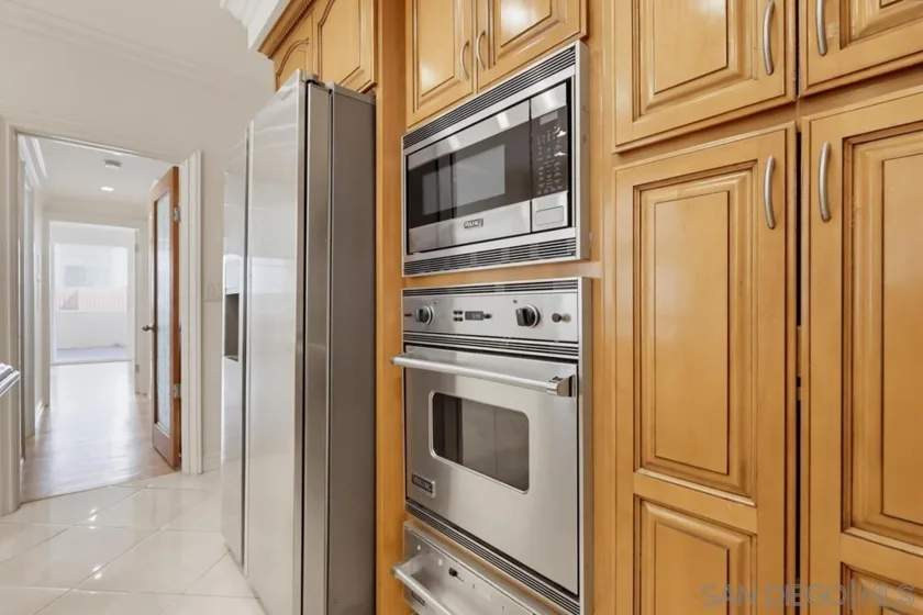 1520 Camden #106 photo 33