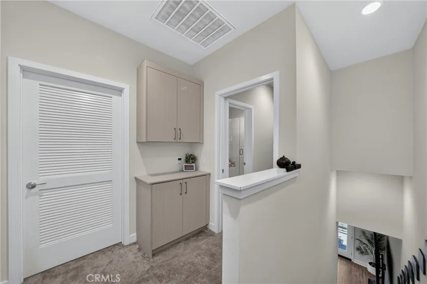 4810 Long Beach photo 20