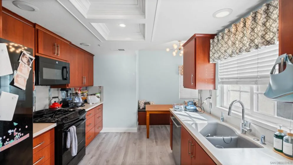 16424 Avenida Venusto #C photo 24