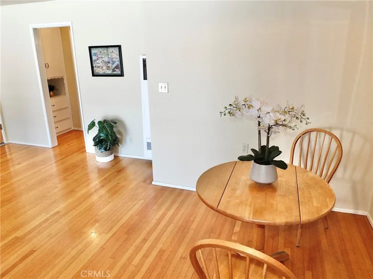 1724 E 1st Street #9 photo 16