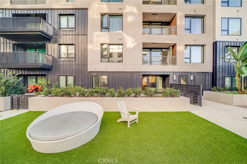 2202 Rivington photo 19