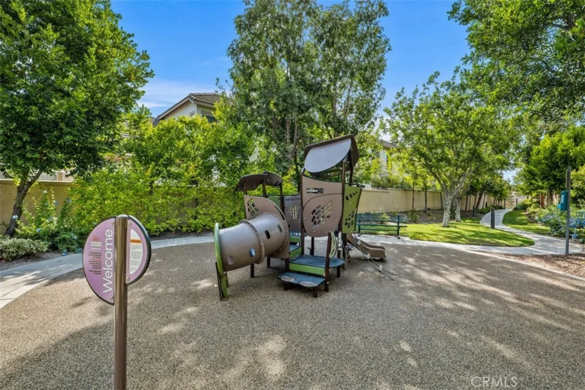 104 Seacountry Lane photo 35