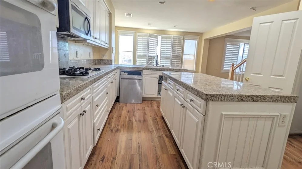 35629 Abelia Street photo 5