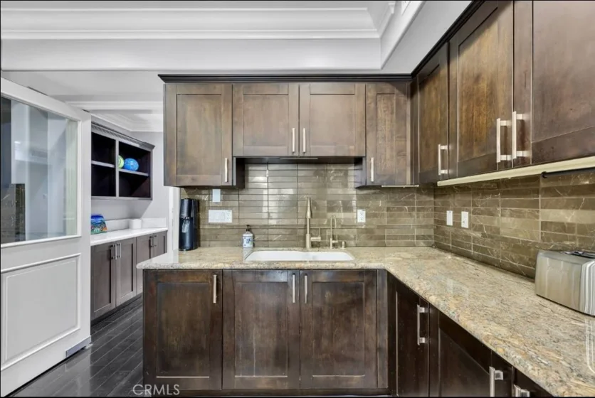 155 Cordova Street #203 photo 25