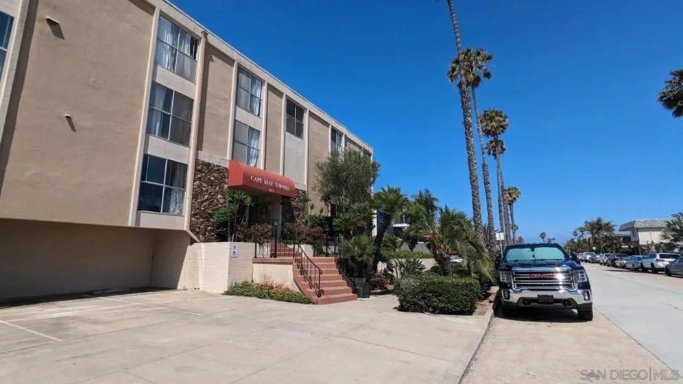 5015 Cape May Avenue #211 photo 1