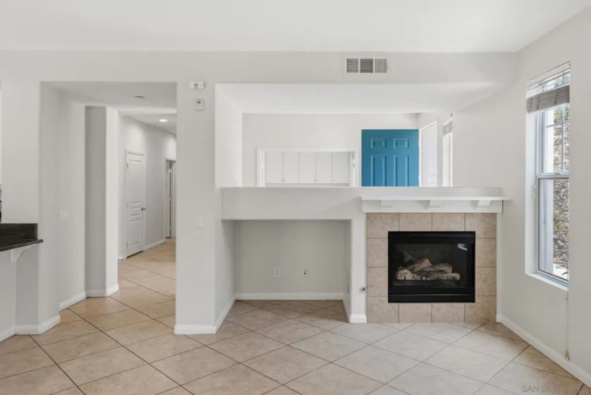 750 Harbor Cliff Way #105 photo 14