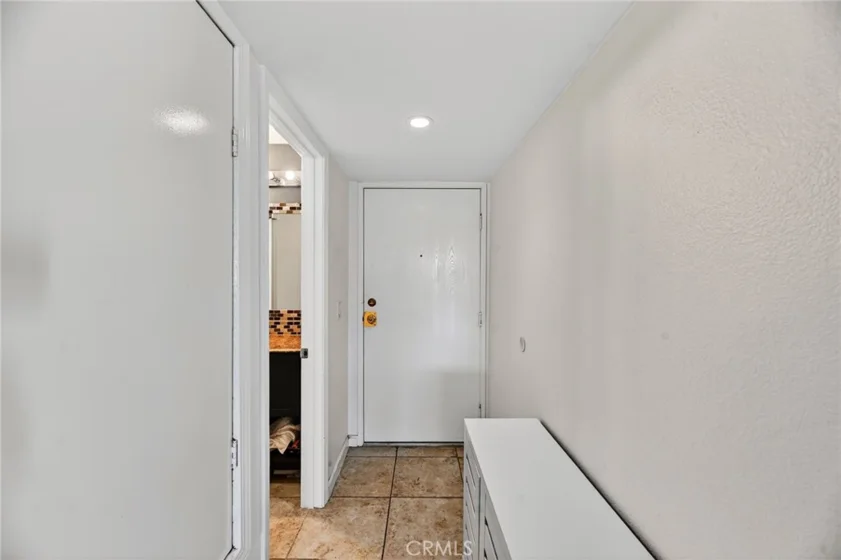 2501 S El Camino Real #204 photo 17