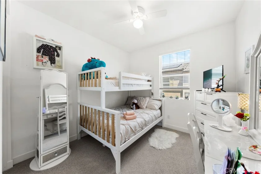 2217 S  Ava Gln photo 21