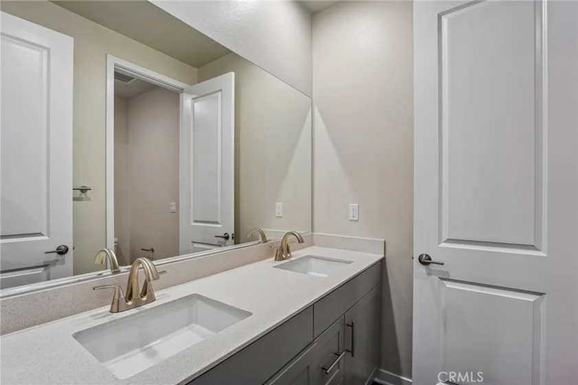9195 Waverly Lane photo 27