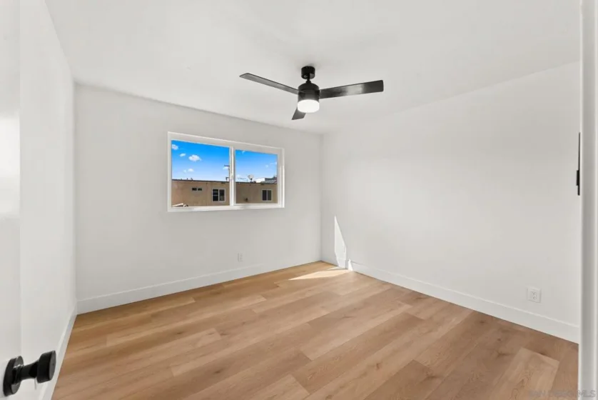 1278 Pacific Beach #3 photo 4