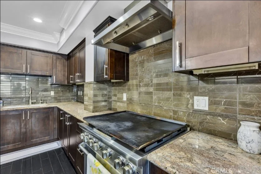 155 Cordova Street #203 photo 26