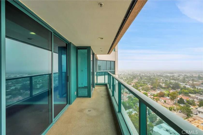 10490 Wilshire Boulevard #1802 photo 1