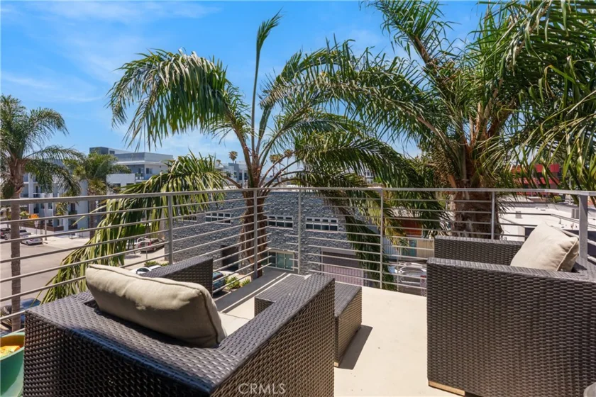 13320 Beach Avenue #301 photo 8