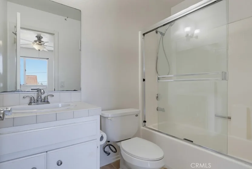 1355 Loma Avenue #311 photo 45