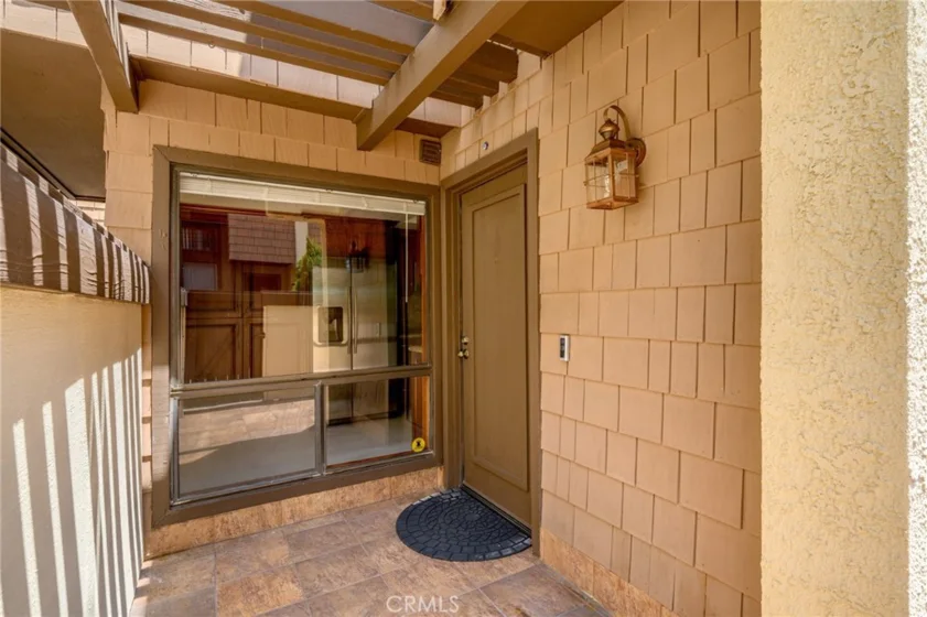 1349 N Columbus #21 photo 2