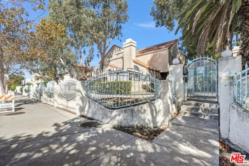14363 Nordhoff Street #B photo 30