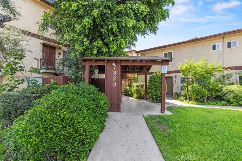 7320 Lennox Avenue #D8 photo 35