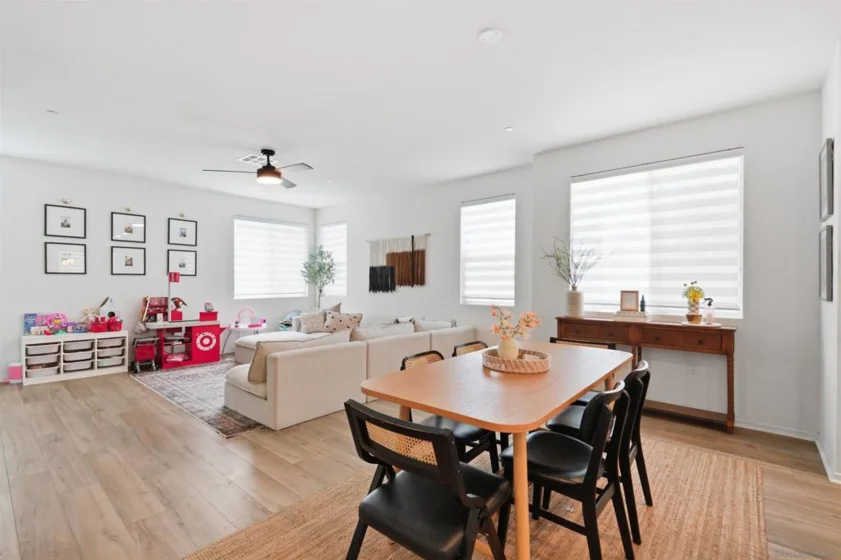 5491 Seacliff Place #108 photo 5