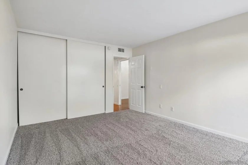 5700 Baltimore #221 photo 14