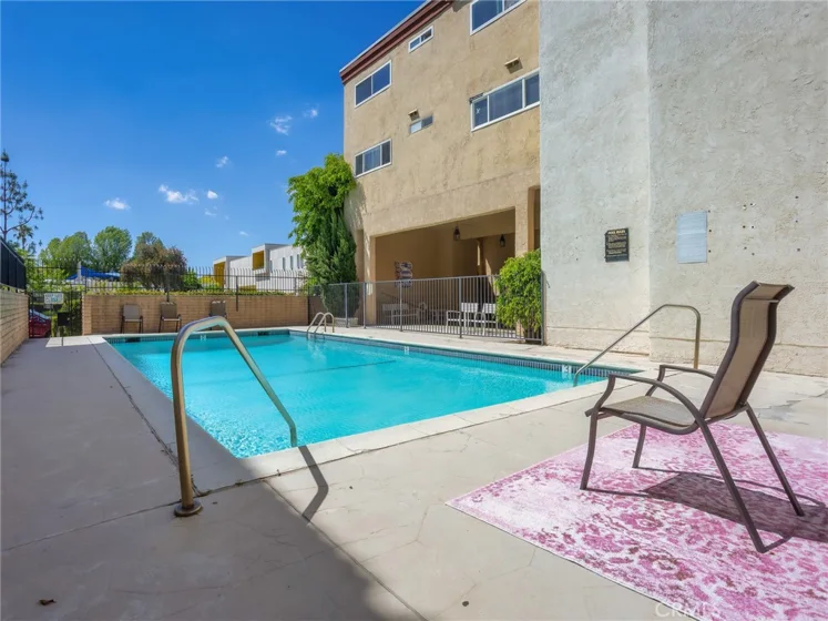 5412 Lindley Avenue #108 photo 30