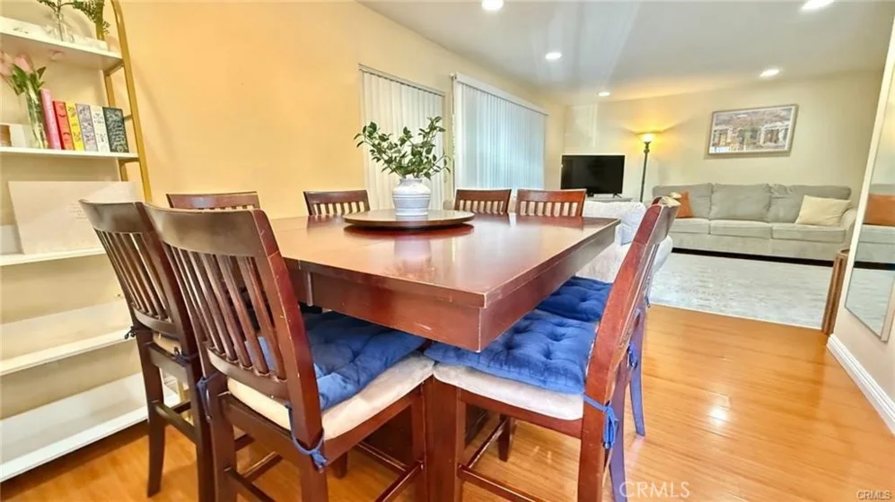 18350 Hatteras #176 photo 6