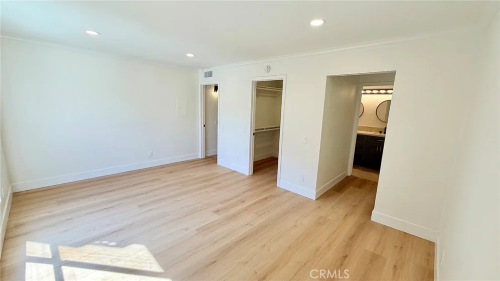 225 N Rose Street #104 photo 8