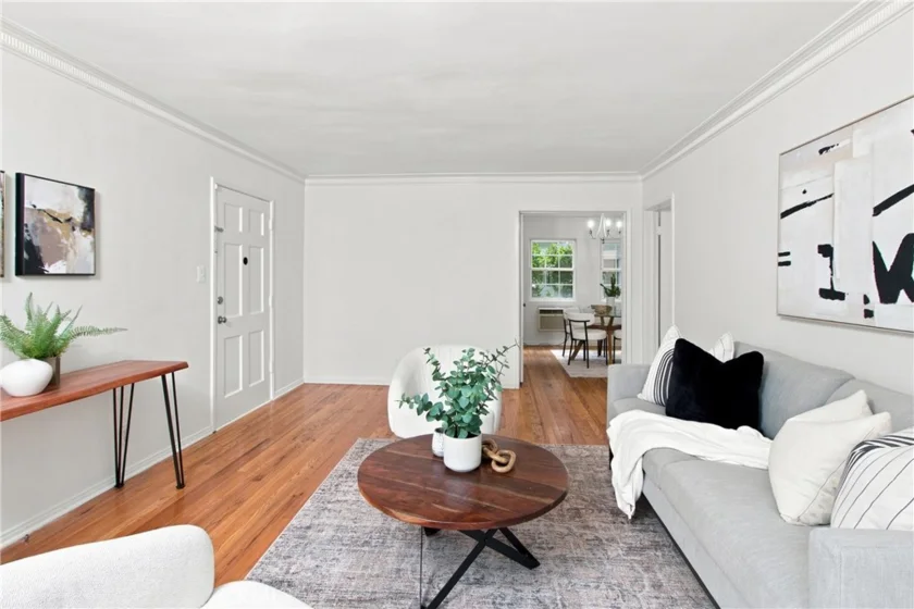 15034 Dickens Street #4 photo 6