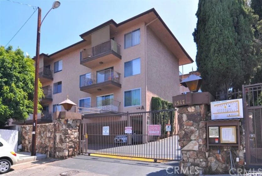 1517 E Garfield Avenue #84 photo 1